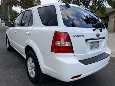 2008 Kia Sorento   - Photo 5 - Reseda, CA 91335