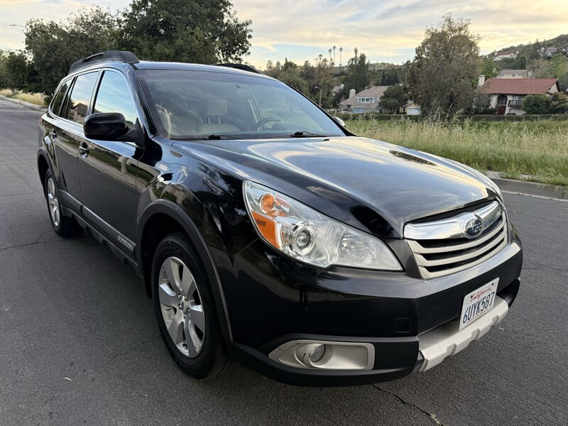 2012 Subaru Outback 3.6R Limited  