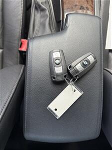 2010 BMW 328i xDrive   - Photo 28 - Reseda, CA 91335