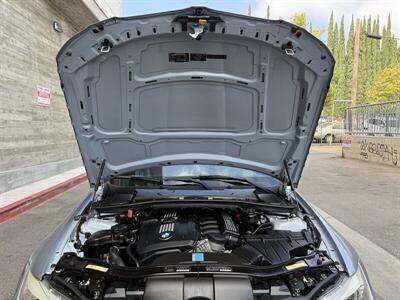 2010 BMW 328i xDrive   - Photo 30 - Reseda, CA 91335