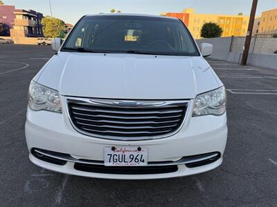 2012 Chrysler Town & Country Touring   - Photo 2 - Reseda, CA 91335