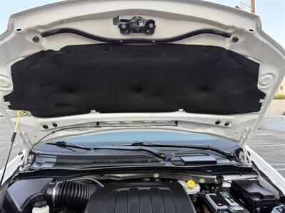 2012 Chrysler Town & Country Touring   - Photo 31 - Reseda, CA 91335