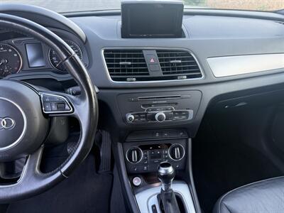 2016 Audi Q3 2.0T Premium Plus   - Photo 15 - Reseda, CA 91335