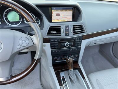 2011 Mercedes-Benz E 350   - Photo 22 - Reseda, CA 91335