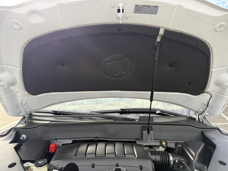 2016 Buick Enclave Premium photo 32