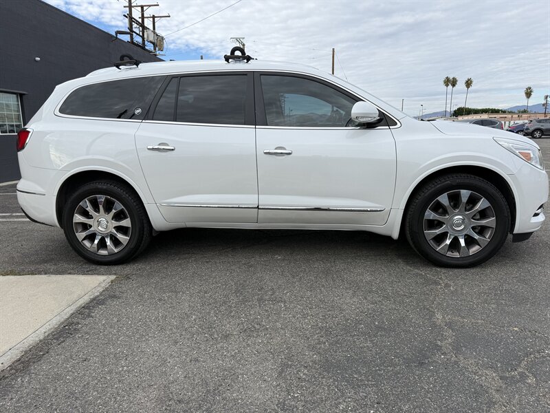2016 Buick Enclave Premium photo 7