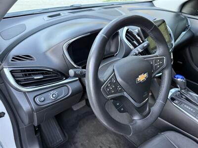 2017 Chevrolet Volt Premier   - Photo 14 - Reseda, CA 91335
