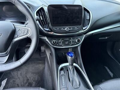 2017 Chevrolet Volt Premier   - Photo 16 - Reseda, CA 91335