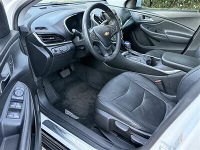2017 Chevrolet Volt Premier   - Photo 13 - Reseda, CA 91335