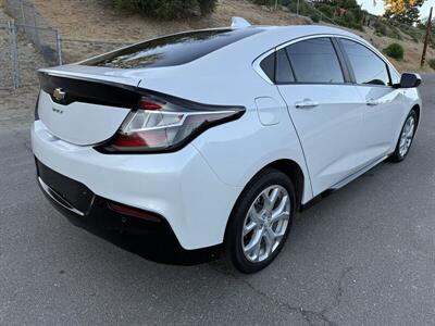 2017 Chevrolet Volt Premier   - Photo 7 - Reseda, CA 91335
