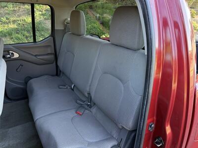 2015 Nissan Frontier SV   - Photo 24 - Reseda, CA 91335