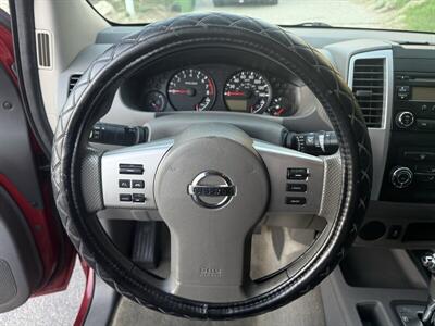 2015 Nissan Frontier SV   - Photo 17 - Reseda, CA 91335