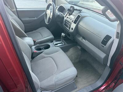 2015 Nissan Frontier SV   - Photo 14 - Reseda, CA 91335