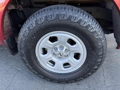 2015 Nissan Frontier S   - Photo 27 - Reseda, CA 91335