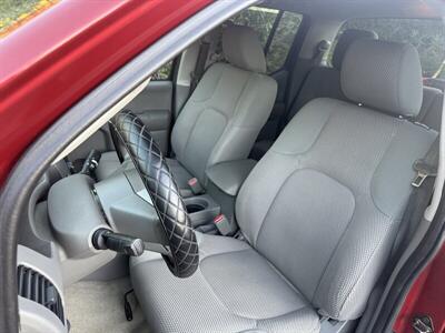 2015 Nissan Frontier SV   - Photo 10 - Reseda, CA 91335