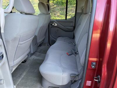 2015 Nissan Frontier S   - Photo 23 - Reseda, CA 91335