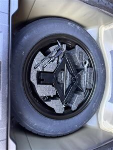 2014 Subaru Outback 2.5i   - Photo 24 - Reseda, CA 91335