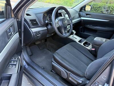 2014 Subaru Outback 2.5i   - Photo 13 - Reseda, CA 91335