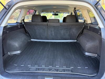2014 Subaru Outback 2.5i   - Photo 23 - Reseda, CA 91335