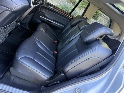 2012 Mercedes-Benz GL 350 BlueTEC   - Photo 25 - Reseda, CA 91335