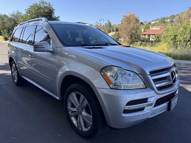 2012 Mercedes-Benz GL 350 BlueTEC   - Photo 1 - Reseda, CA 91335