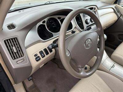 2005 Toyota Highlander   - Photo 14 - Reseda, CA 91335