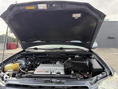 2005 Toyota Highlander   - Photo 29 - Reseda, CA 91335