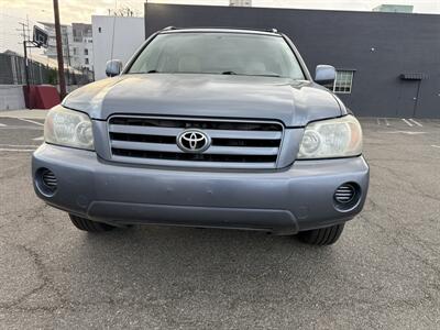 2005 Toyota Highlander   - Photo 2 - Reseda, CA 91335