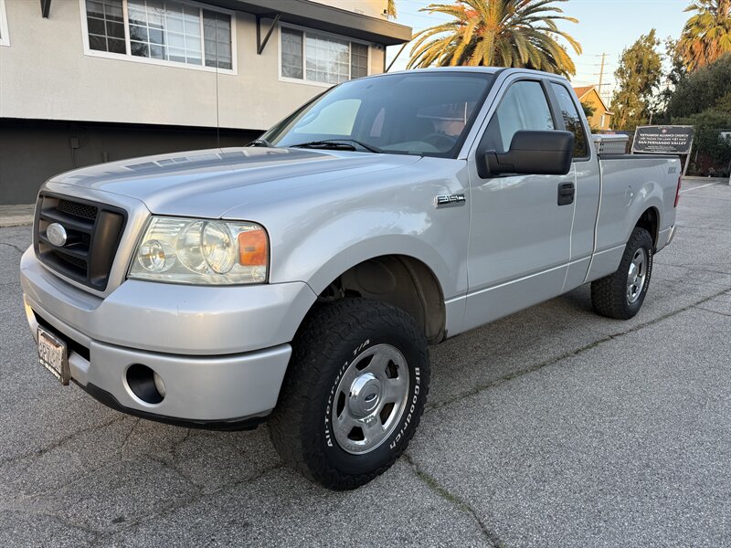 2008 Ford F-150 STX photo 2