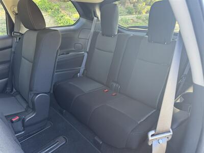 2018 Nissan Pathfinder SV   - Photo 22 - Reseda, CA 91335