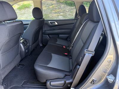 2018 Nissan Pathfinder SV   - Photo 19 - Reseda, CA 91335