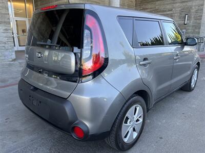 2016 Kia Soul   - Photo 6 - Reseda, CA 91335