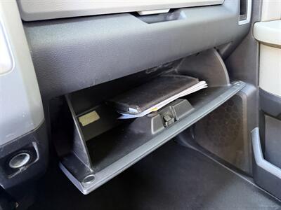 2010 Dodge Ram 1500 SLT   - Photo 22 - Reseda, CA 91335