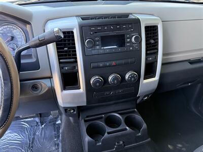 2010 Dodge Ram 1500 SLT   - Photo 18 - Reseda, CA 91335