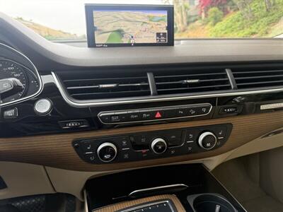 2017 Audi Q7 3.0T quattro Premium   - Photo 16 - Reseda, CA 91335