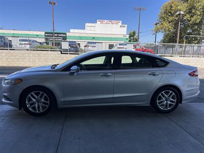 2016 Ford Fusion SE   - Photo 4 - Reseda, CA 91335