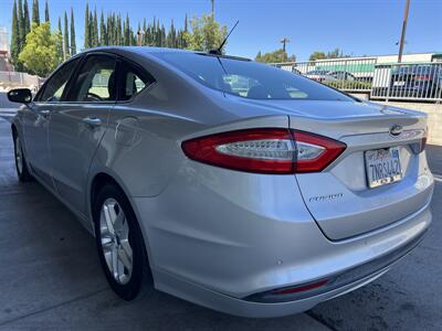 2016 Ford Fusion SE   - Photo 5 - Reseda, CA 91335