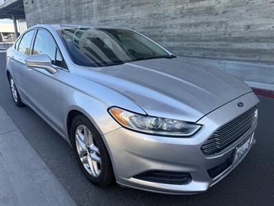 2016 Ford Fusion SE   - Photo 1 - Reseda, CA 91335