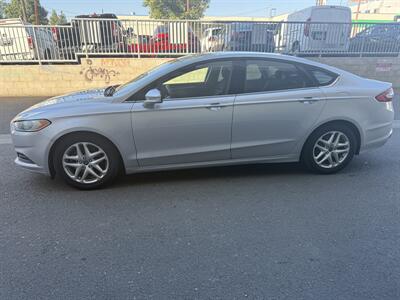 2016 Ford Fusion SE   - Photo 4 - Reseda, CA 91335