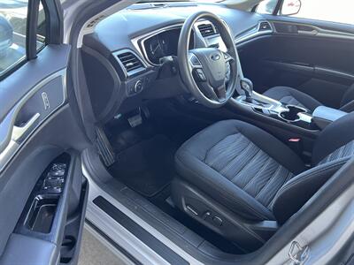 2016 Ford Fusion SE   - Photo 13 - Reseda, CA 91335