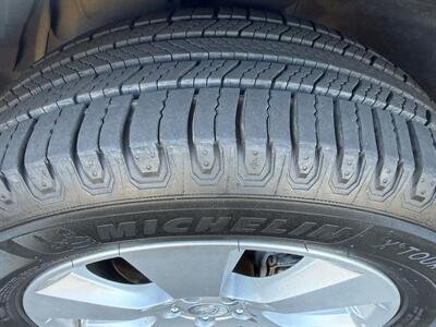 2011 Subaru Outback 2.5i Limited   - Photo 29 - Reseda, CA 91335