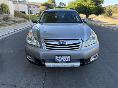 2011 Subaru Outback 2.5i Limited   - Photo 2 - Reseda, CA 91335
