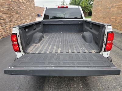 2017 Chevrolet Silverado 1500 Work Truck  4X4 --  5.3L V8 355hp -- Crew Cab -  Backup Camera - Bluetooth - NO Accident - Clean Title - All Serviced - Photo 25 - Wood Dale, IL 60191