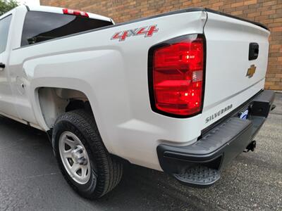 2017 Chevrolet Silverado 1500 Work Truck  4X4 --  5.3L V8 355hp -- Crew Cab -  Backup Camera - Bluetooth - NO Accident - Clean Title - All Serviced - Photo 35 - Wood Dale, IL 60191