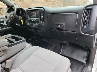 2017 Chevrolet Silverado 1500 Work Truck  4X4 --  5.3L V8 355hp -- Crew Cab -  Backup Camera - Bluetooth - NO Accident - Clean Title - All Serviced - Photo 14 - Wood Dale, IL 60191