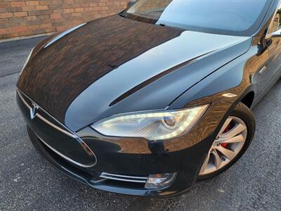 2015 Tesla Model S P85D  AWD -- 691hp -- Performance Package  - 312 Miles on Full Charge - Save $$$ on Gas - Panorama Roof - Auto Pilot - Clean Title - Photo 37 - Wood Dale, IL 60191