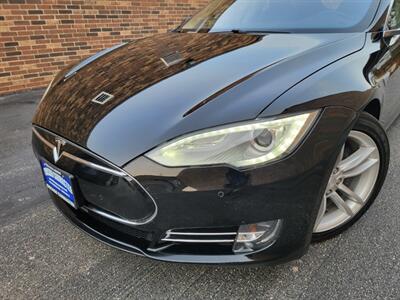 2016 Tesla Model S 70D AWD -- 250 Miles on Full Charge --  Ultra High Fidelity Sound - Autopilot - Premium Upgrades Package - Standard Suspension - Power and Lighting Package - Clean Title - Photo 13 - Wood Dale, IL 60191