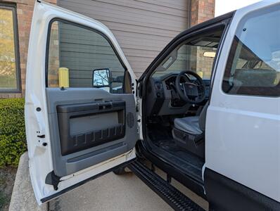2014 Ford F-250 Super Duty XL 4X4 -- FX4 Off Road Pkg -- SuperCab  - Power Stroke 6.7L Biodiesel Turbo V8 400hp - NO Accident - All Serviced - Clean Title - Photo 18 - Wood Dale, IL 60191
