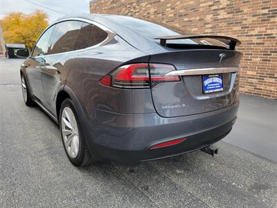 2017 Tesla Model X 90D AWD - 275 Miles on Full Charge -  Ultra High Fidelity Sound - Auto Pilot with Convenience Features - Smart Air Suspension - Save $$$ on Gas - Charge & Drive - Clean Title - WARRANTY - Photo 6 - Wood Dale, IL 60191