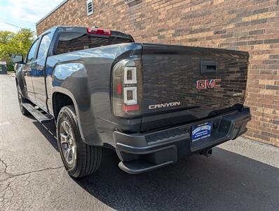 2018 GMC Canyon Denali AWD - Duramax 2.8L Diesel Turbo - Crew Cab - Navigation - Backup Camera - Bluetooth - 1 Owner - NO Accident - Clean Title - All Serviced - Photo 4 - Wood Dale, IL 60191